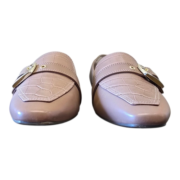 Rockport Total Motion Laylani Beige Croc Embossed Leather Buckle Loafer 9 - Picture 4 of 10